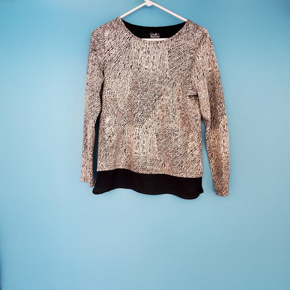 Croft & Barrow Top Size Small Black & White Long Sleeve